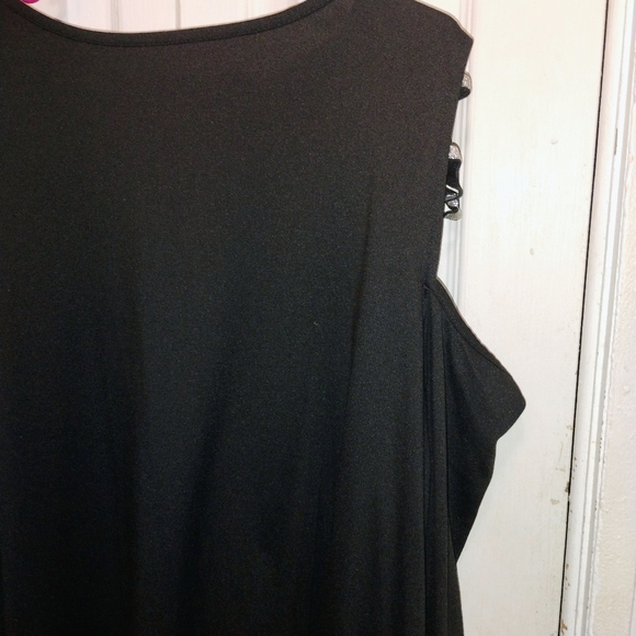 SHEIN Black Cold Shoulder Blouse with Zipper Detail - Picture 9 of 9